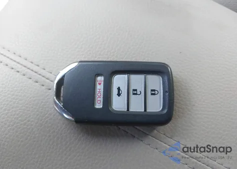 2014 Honda Accord Touring z USA, uszkodzony, nr VIN 1HGCR3F97EA023255